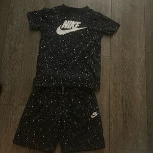 Nike Kids Tees/Shorts